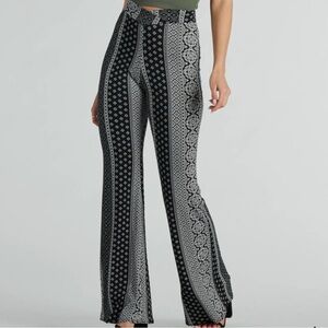 Windsor Women’s Breezy Vibes Boho Print Knit Flare Pants | Size : M